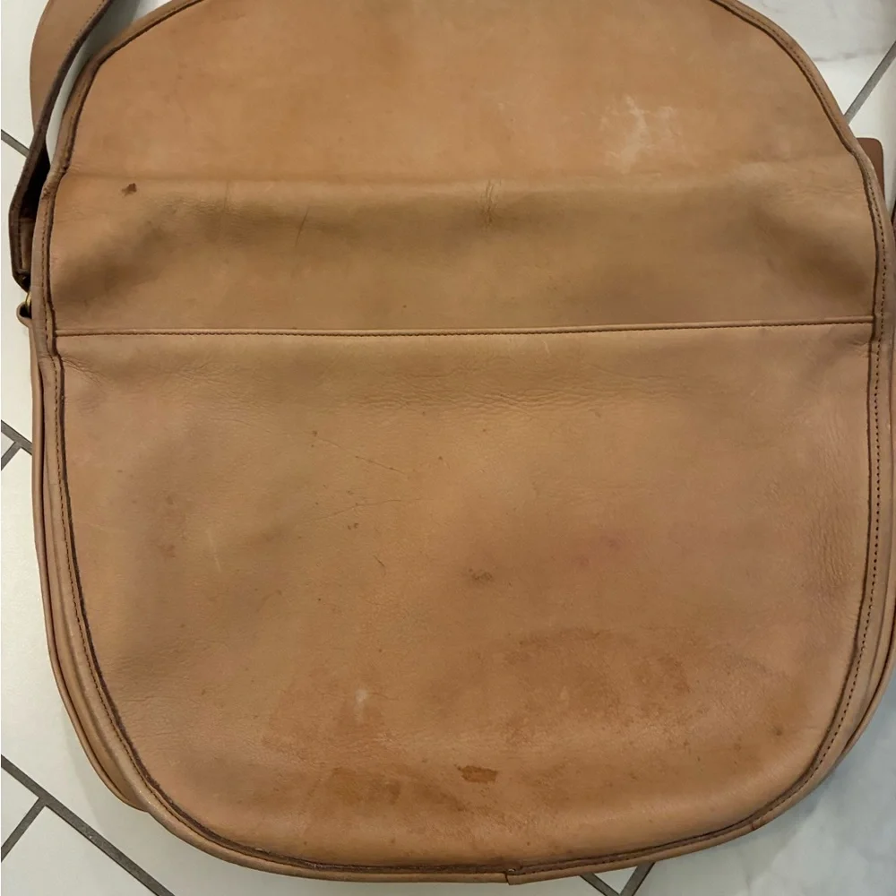 1980's Coach Town crossbody Leather purse
Marked Irregular - Picture 8 of 15